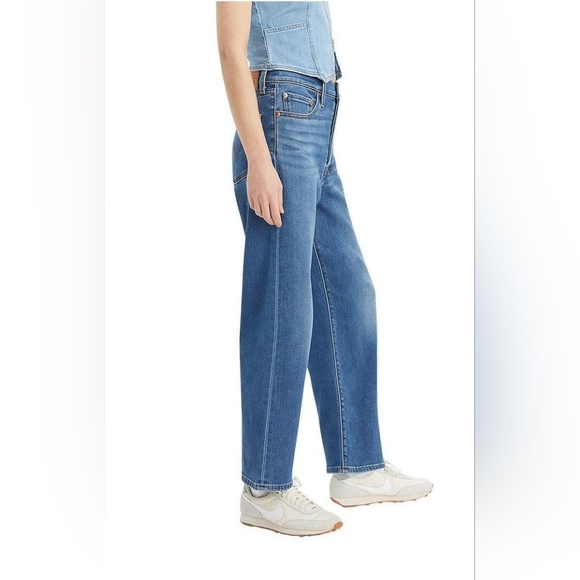 Levi's Denim - Levi’s Ribcage Straight Jeans – Women’s Size 27 – High Rise